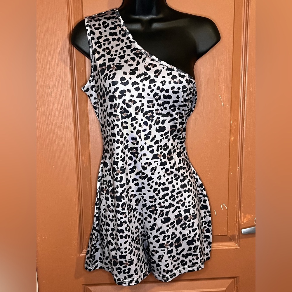 Black and White Asymmetrical Leopard Print Romper